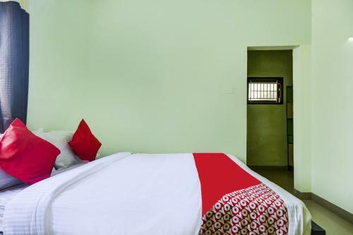 Hotel Oyo 63029 Aruthraa Residency