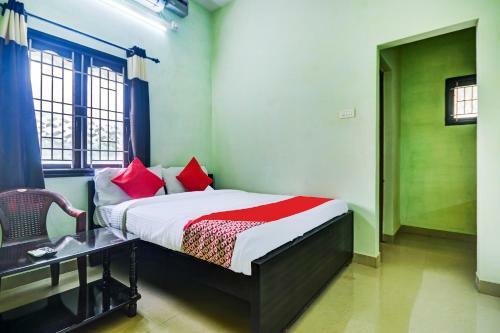 Hotel Oyo 63029 Aruthraa Residency