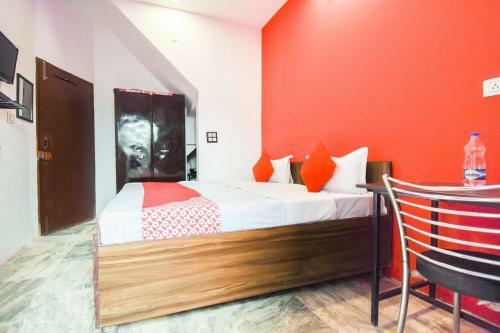 Oyo 49541 Hotel Waris Residency