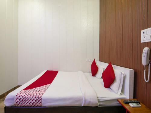 Oyo 75164 Hotel V3 Star
