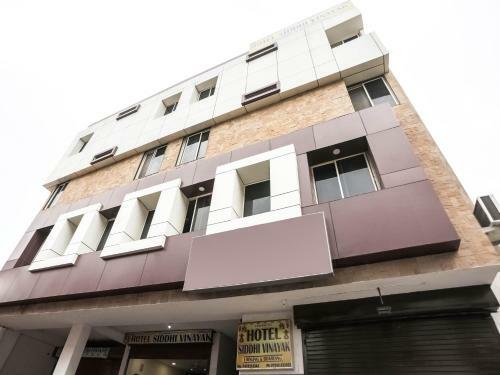 Spot On 79016 Hotel Siddhi Vinayak