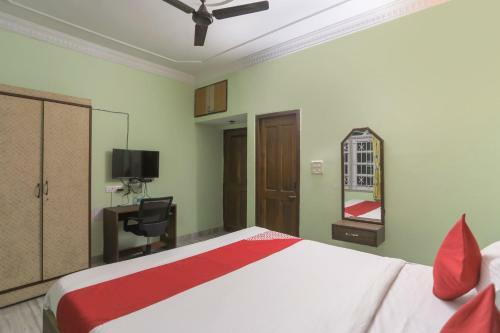 Hotel Oyo 65716 Ma Kali Guest House
