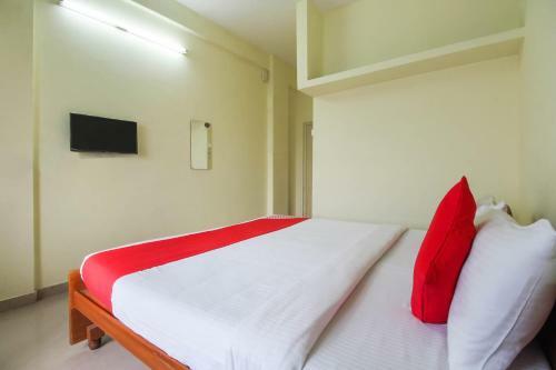 Hotel Oyo 76215 Royal Residency