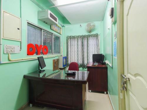 Hotel Oyo 76215 Royal Residency