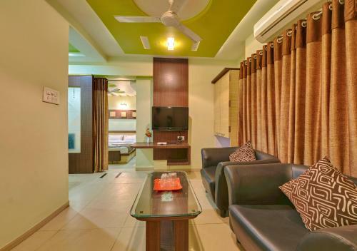 `hotel Sukhrup