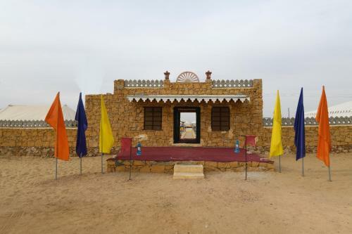 Hotel Oyo 24960 Amigo Camps