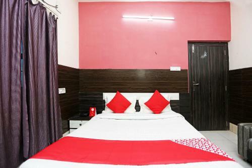 Oyo 28174 Hotel Sai Krupa