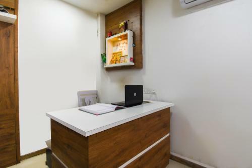 Oyo 45335 Hotel Ratan Deluxe