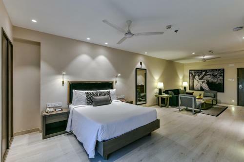 Hotel Sun-n-sand Suites, Shirdi