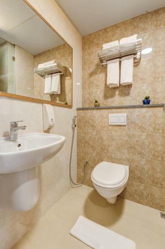 Hotel Ginger Surat City Centre