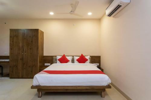 Hotel Oyo Flagship 77198 Kumili Gate