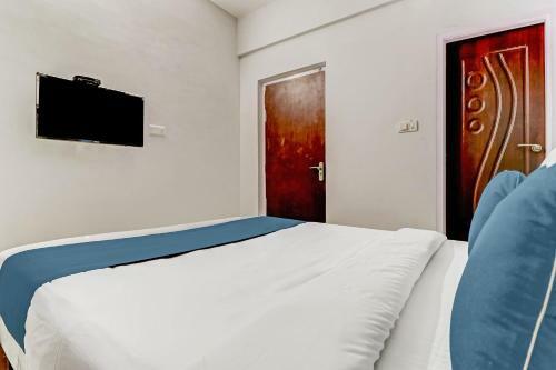 Hotel Oyo Silverkey Executive Stays 44246 Galaxy Inn
