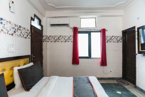 Collection O 50240 Hotel Balram