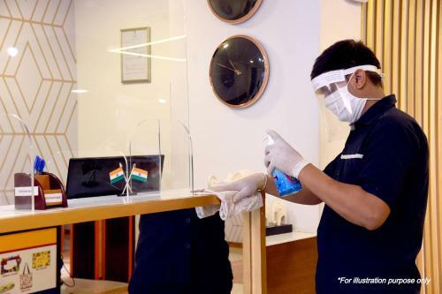 Hotel Oyo 15599 Reem Residency