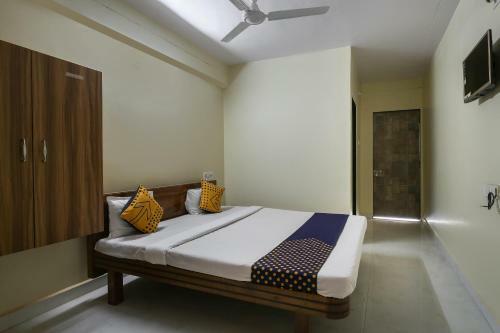 Spot On 71536 Hotel Waliya