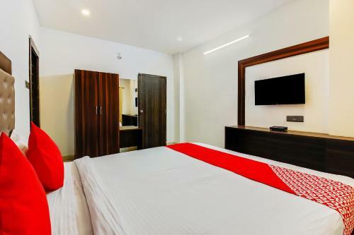 Hotel Oyo 29131 Rk Grand