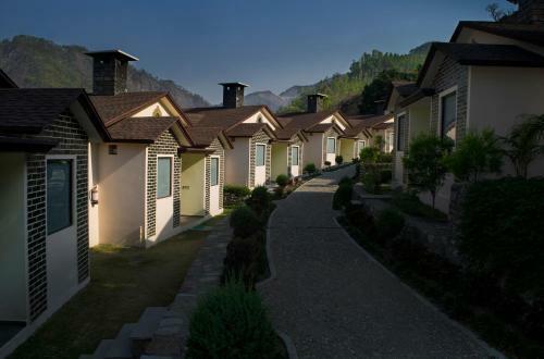 Hotel Luxury Resort In Marchula