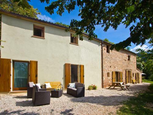 Quiet Holiday Home In Acqualagna With Swimming Pool