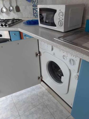 Apartamento Elegante Bilocale Vicino Alla Spiaggia