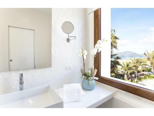 Alghero, Pleiadi Apartment For 5 People With Sea View