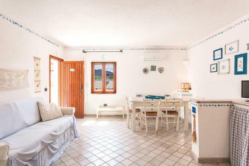 Casa Contrada Del Sole Baja Sardinia