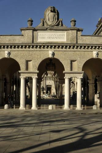 Hostal Bergamo Inn 15
