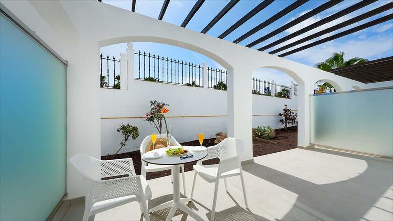 Hotel Broncemar Beach Suites