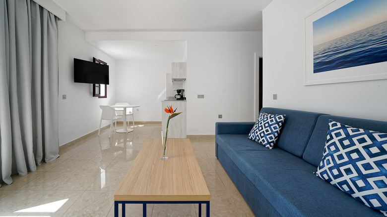 Hotel Broncemar Beach Suites