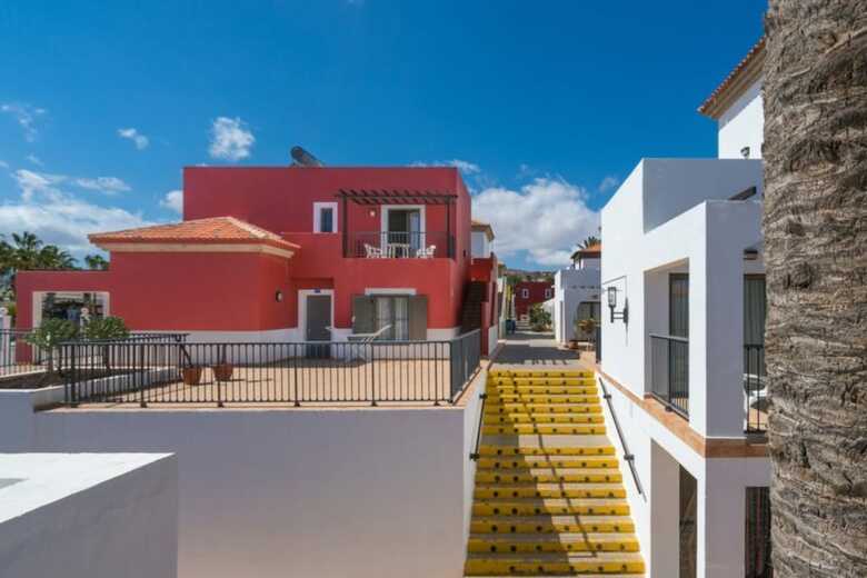 Hotel Broncemar Beach Suites