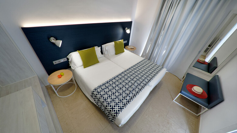 Hotel Broncemar Beach Suites