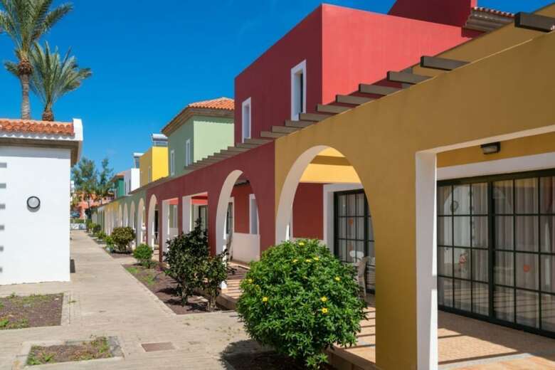 Hotel Broncemar Beach Suites