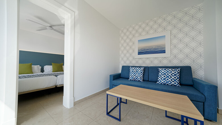 Hotel Broncemar Beach Suites