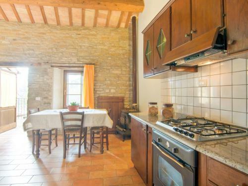 Inviting Apartment In Borgo Pace Amidst Hills
