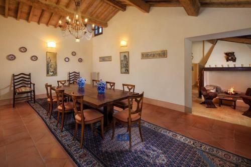 Podere Maiano - Private Pool Villa With Spa