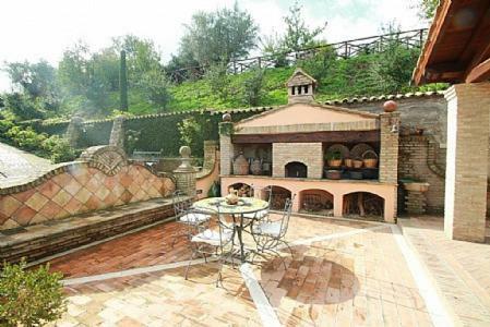 Campagnano Di Roma Villa Sleeps 9 Pool Wifi