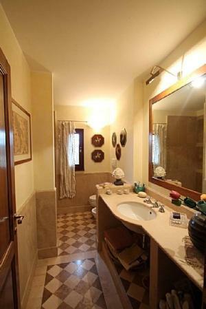 Campagnano Di Roma Villa Sleeps 9 Pool Wifi