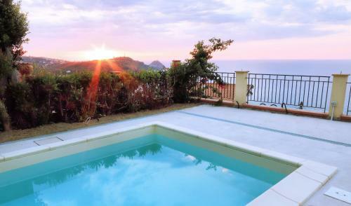 Scafa Villa Sleeps 6 Pool Air Con Wifi