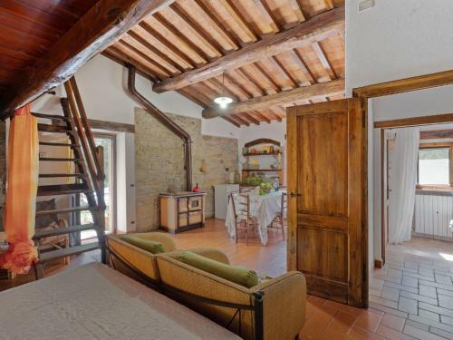 Rustic Farmhouse In Castiglion Fiorentino With Bbq
