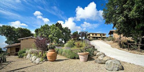 Fiordini Villa Sleeps 4 Pool Air Con Wifi