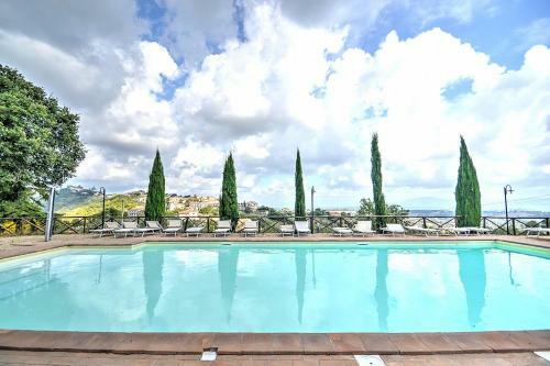 Fiordini Villa Sleeps 6 Pool Air Con Wifi