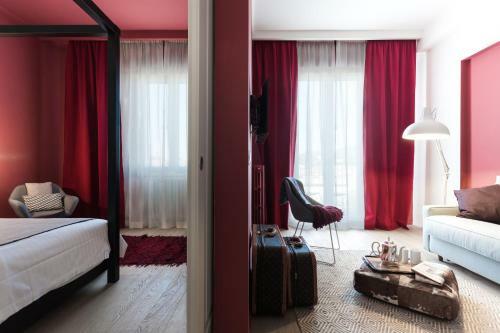 B&B Lorena Suites