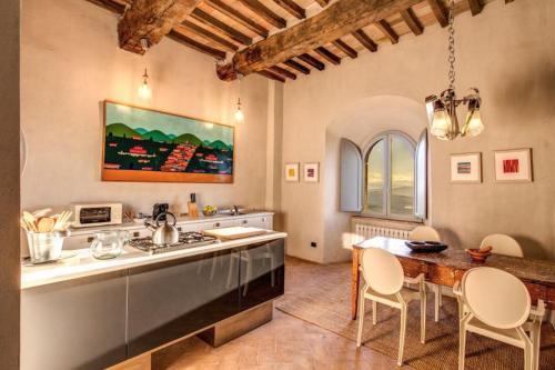 Frontignano Villa Sleeps 12 With Pool Air Con And Wifi