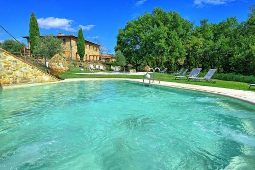 Gallena Apartment Sleeps 3 Pool Wifi