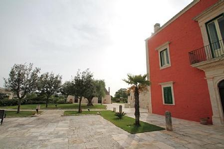 Martina Franca Villa Sleeps 4 Pool Wifi