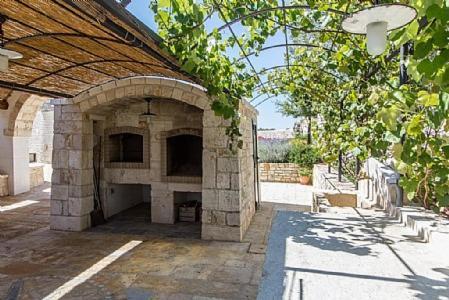 Martina Franca Villa Sleeps 4 Pool Wifi