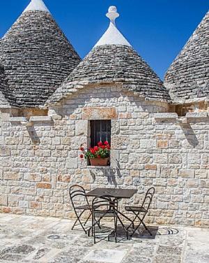 Martina Franca Villa Sleeps 4 Pool Wifi