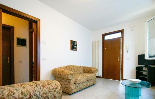 Nice Apartment In Misano Adriatico W/ 2 Bedrooms