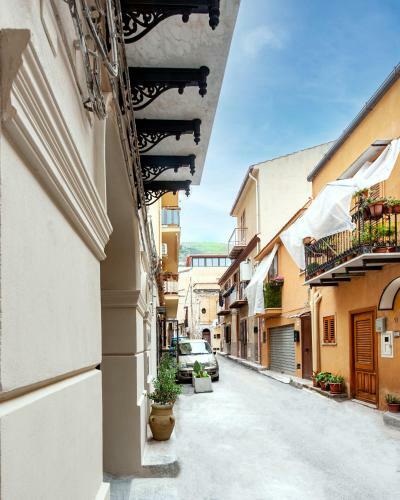 Hostal Palazzo Al Carmine