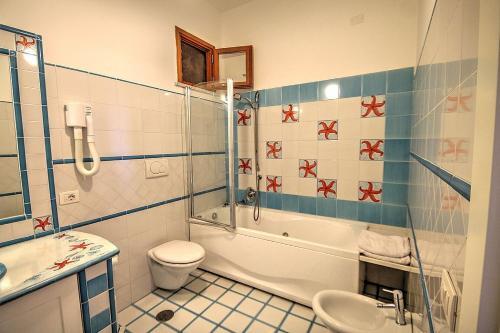 Sirenuse Villa Sleeps 14 Pool Air Con Wifi