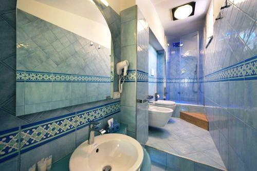 Nerano Villa Sleeps 10 With Pool Air Con And Wifi